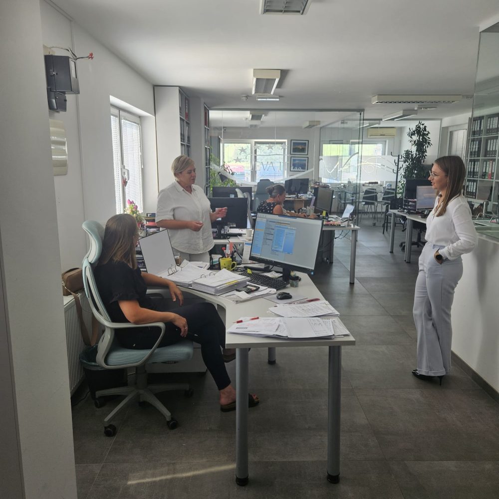 WhatsApp Image 2024-09-17 at 09.39.05